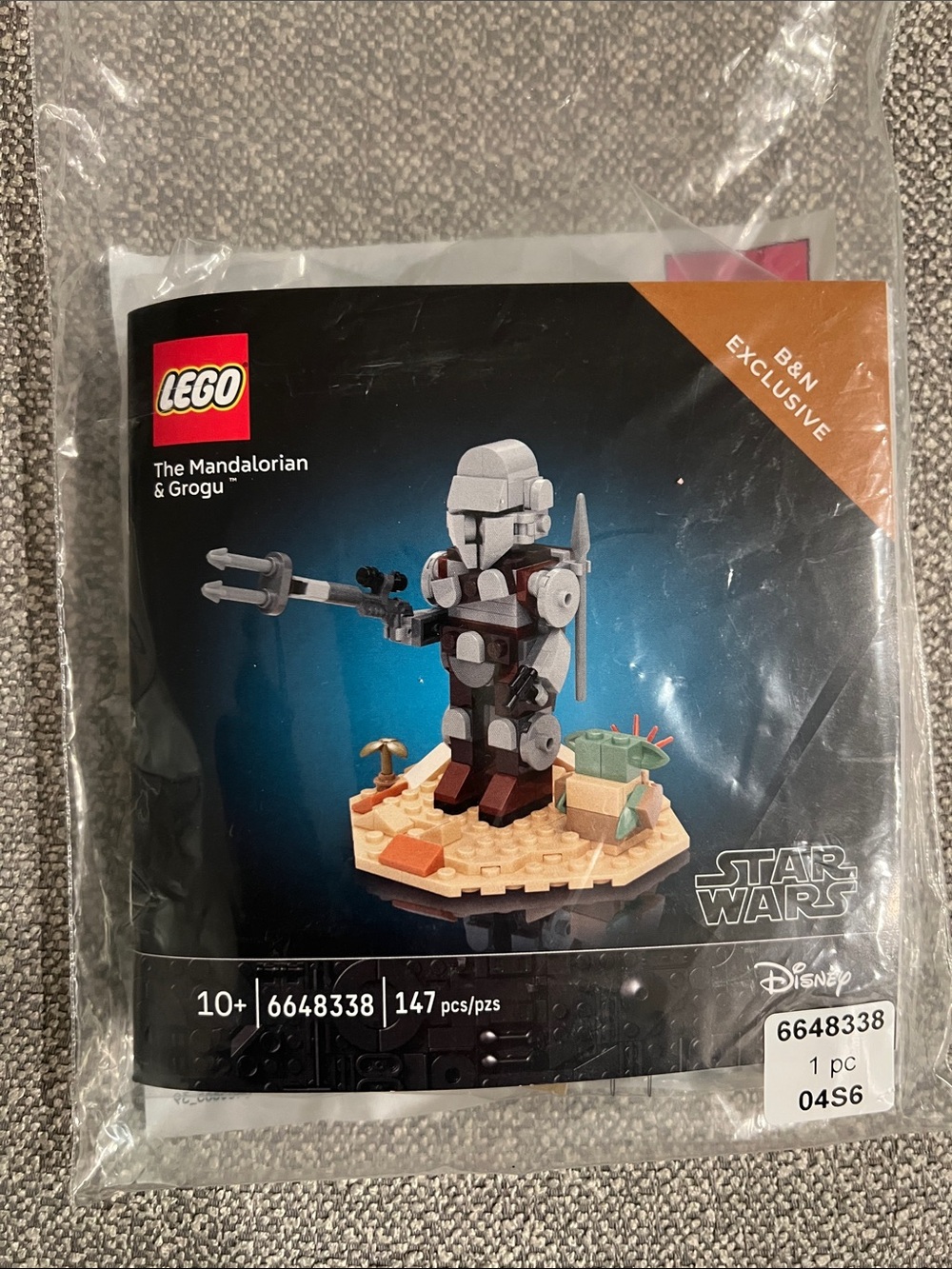 LEGO The Mandalorian & Grogu Barnes and Noble Exclusive— 2026